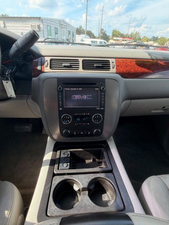 2012 GMC Yukon Image 12
