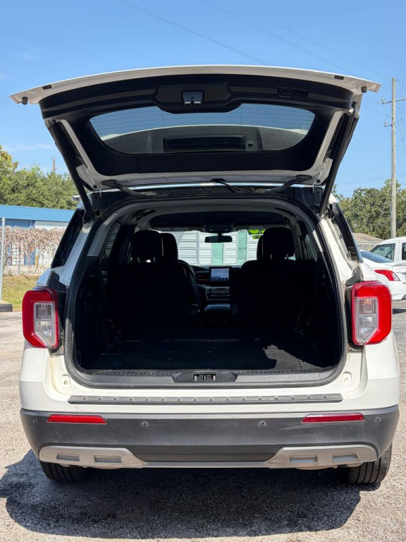 2020 Ford Explorer Image 4