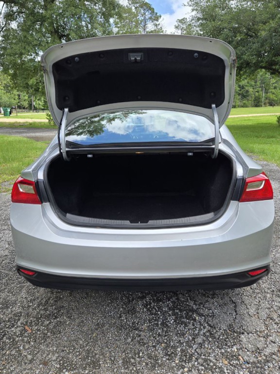 2018 Chevrolet Malibu Image 11