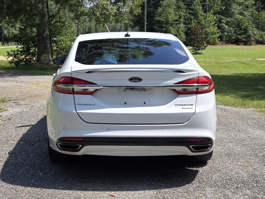 2017 Ford Fusion Image 5