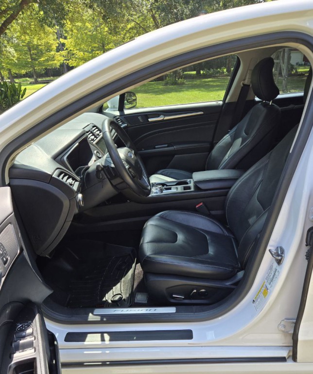 2017 Ford Fusion Image 10