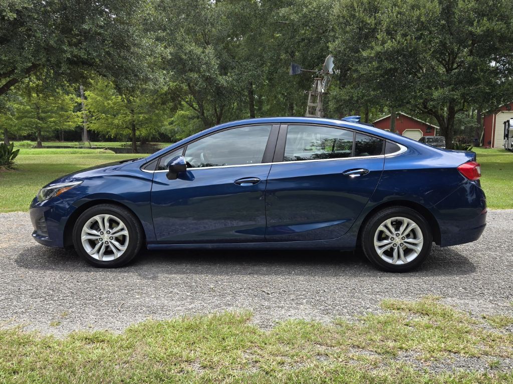 2019 Chevrolet Cruze Image 7