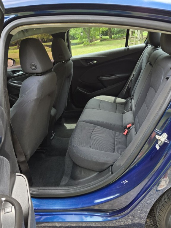 2019 Chevrolet Cruze Image 10