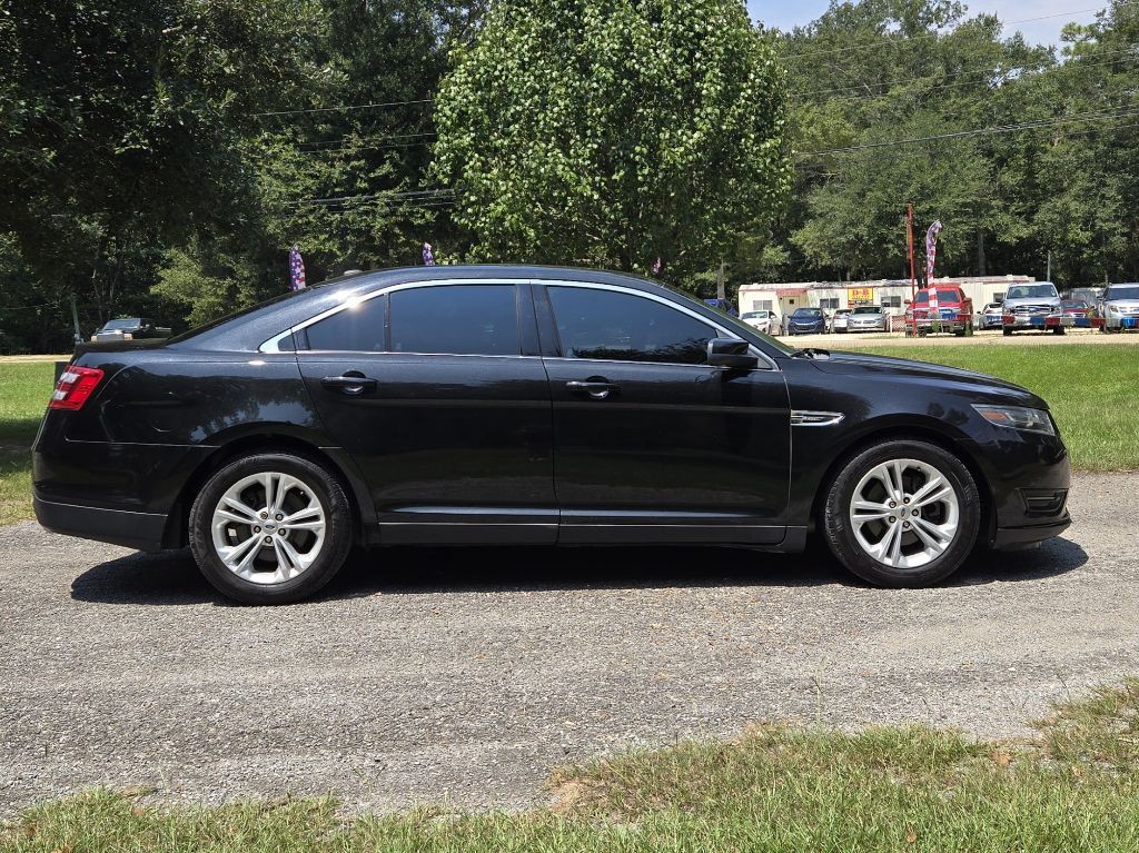 2015 Ford Taurus Image 5