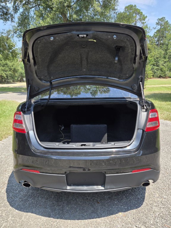2015 Ford Taurus Image 11
