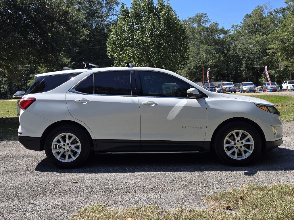 2018 Chevrolet Equinox Image 2