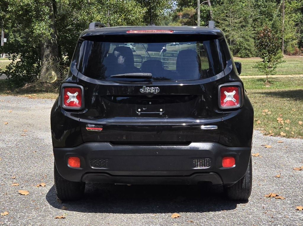 2015 Jeep Renegade Image 5