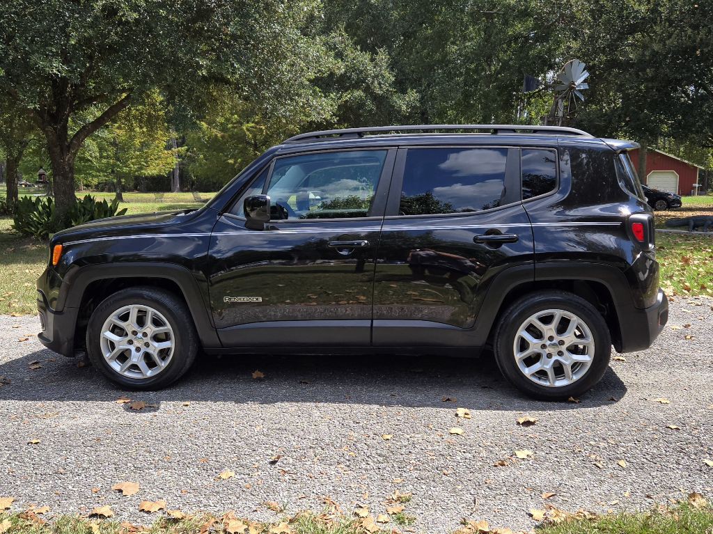2015 Jeep Renegade Image 8