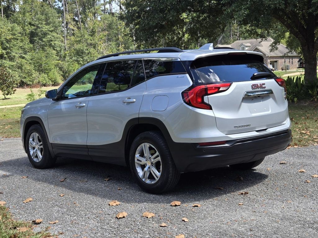 2018 GMC Terrain Image 8