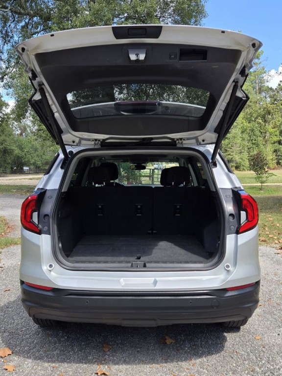 2018 GMC Terrain Image 9