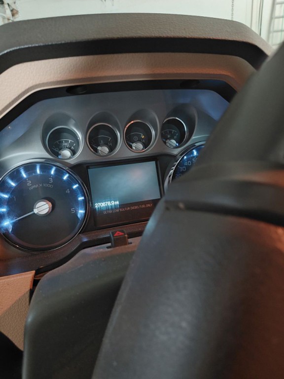 2011 Ford F-250 Image 6