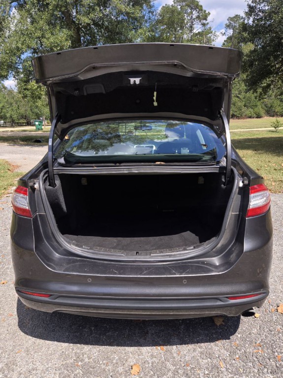 2016 Ford Fusion Image 9