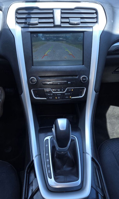 2016 Ford Fusion Image 12