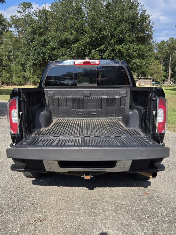 2017 GMC Canyon Image 9