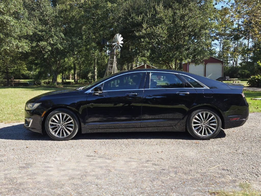 2017 Lincoln MKZ Image 9