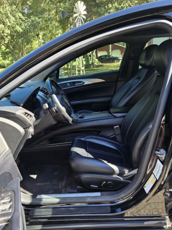 2017 Lincoln MKZ Image 11