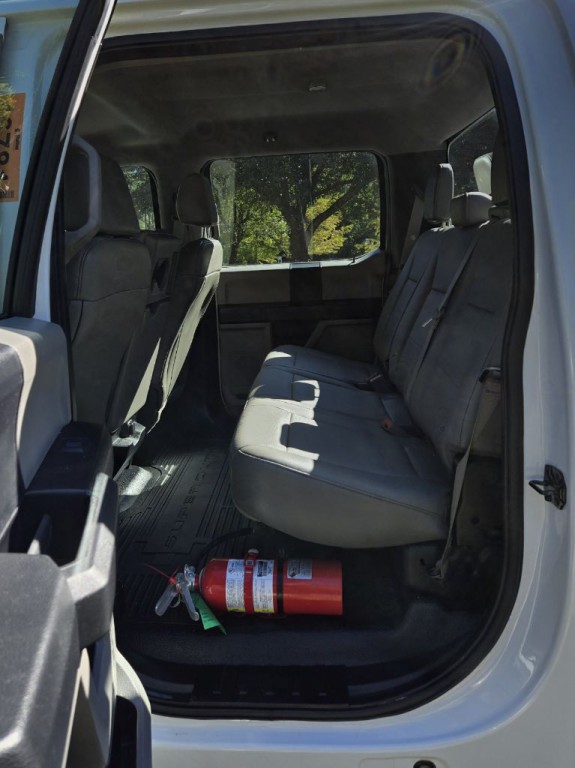 2018 Ford F-350 Image 9