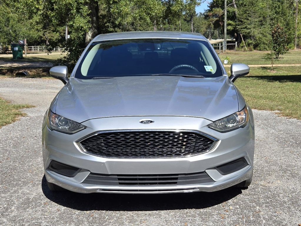 2019 Ford Fusion Image 2