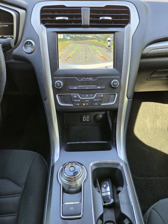2019 Ford Fusion Image 12