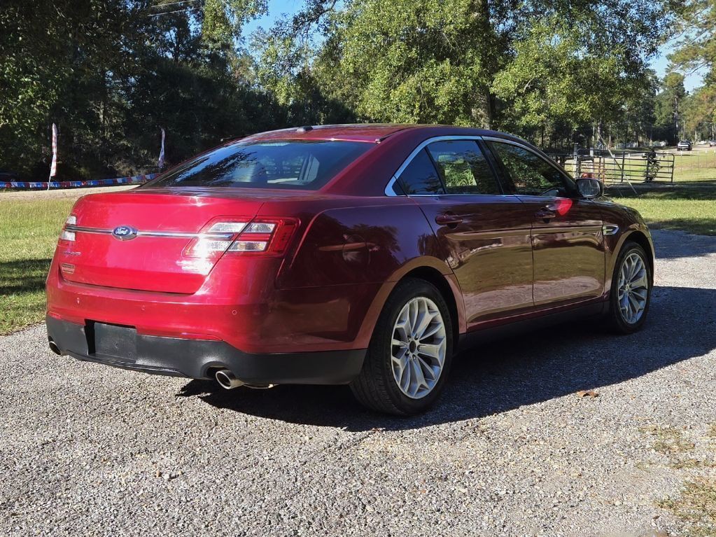 2015 Ford Taurus Image 6