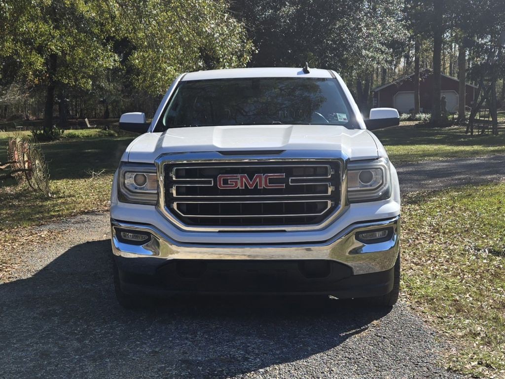 2016 GMC Sierra Image 2