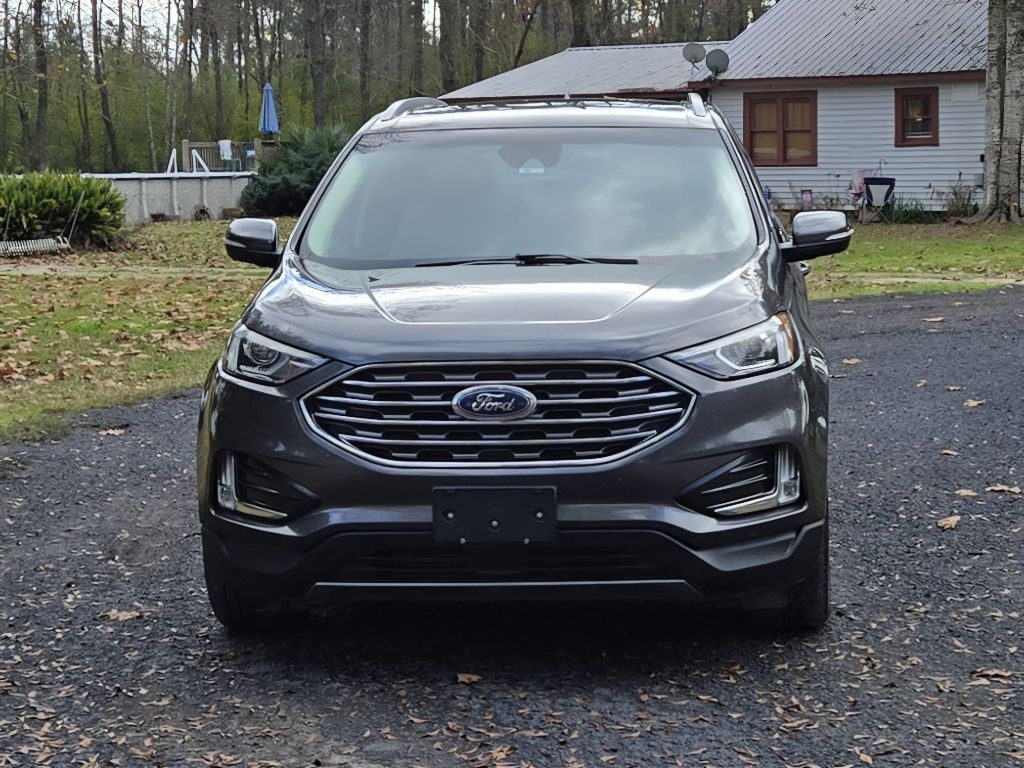 2020 Ford Edge Image 2