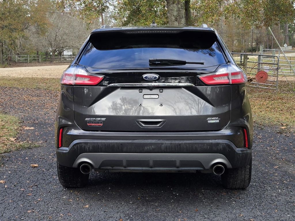 2020 Ford Edge Image 4