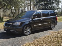 Image for 2016 Chrysler Town & Country S ID: 7179179