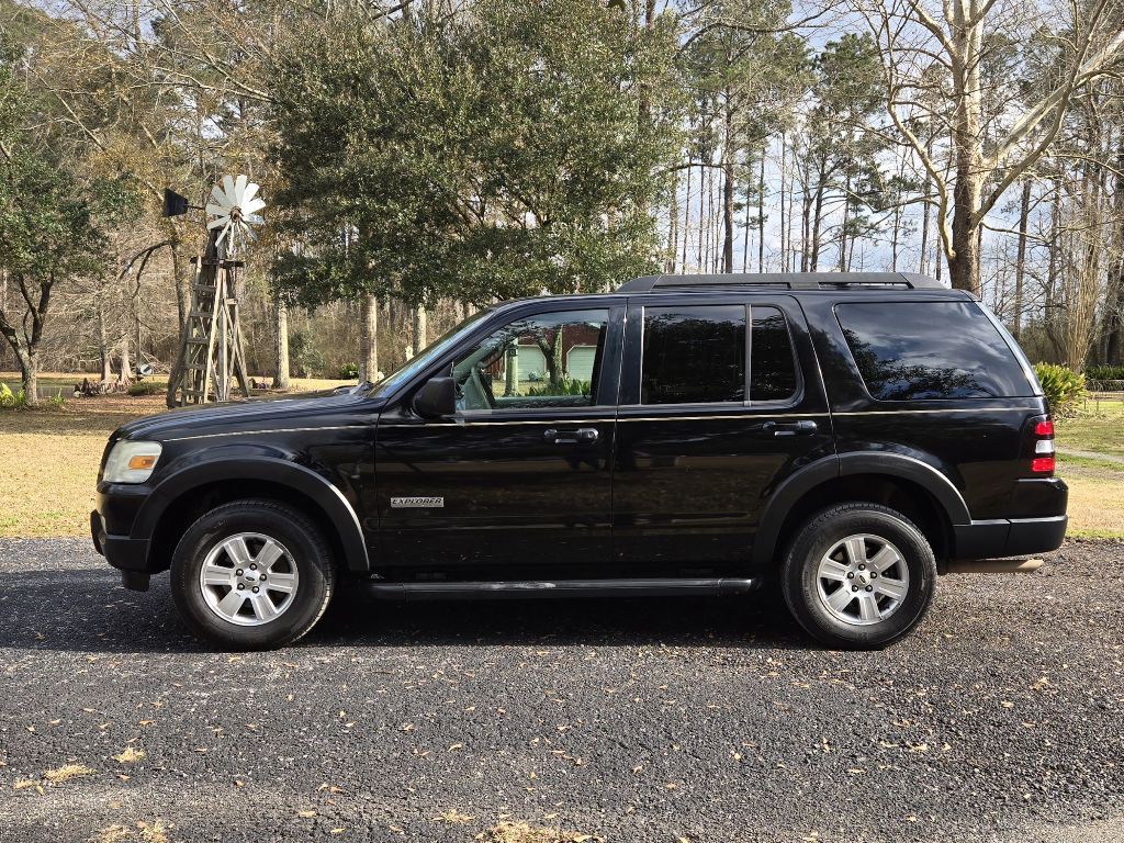 2007 Ford Explorer Image 2