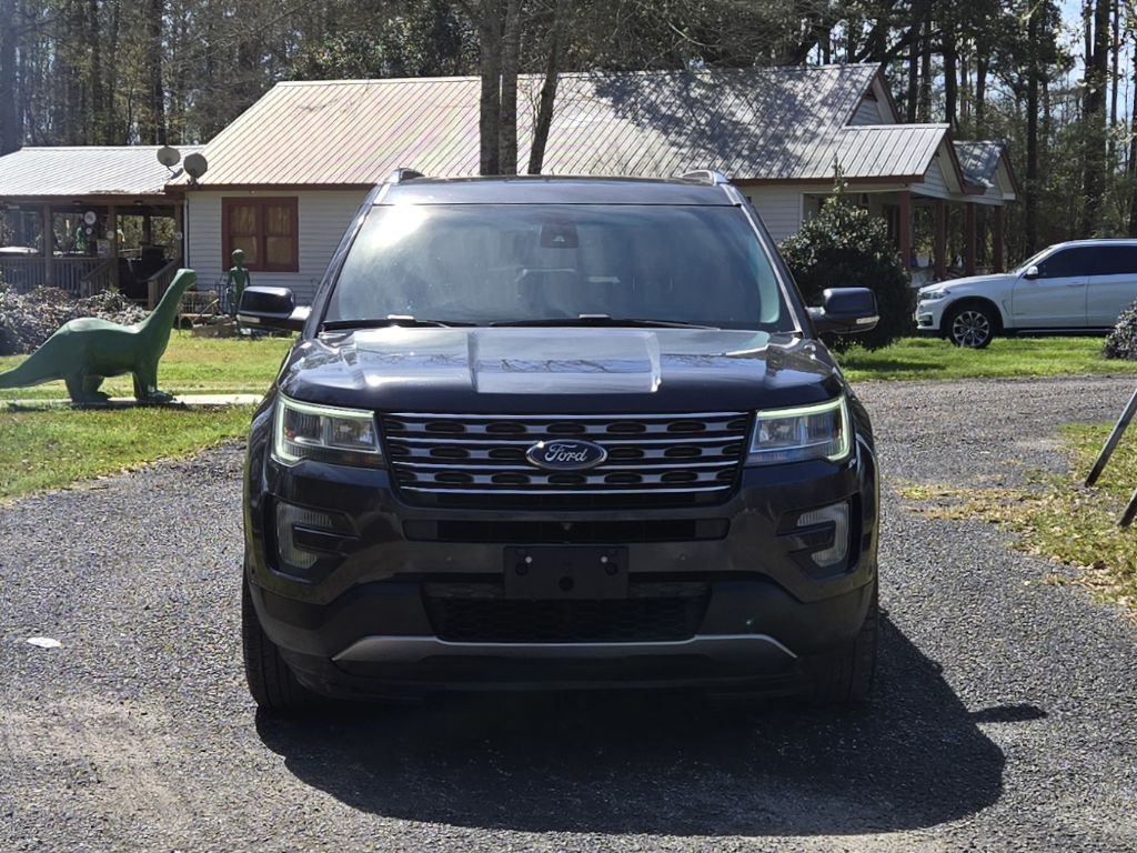 2017 Ford Explorer Image 3
