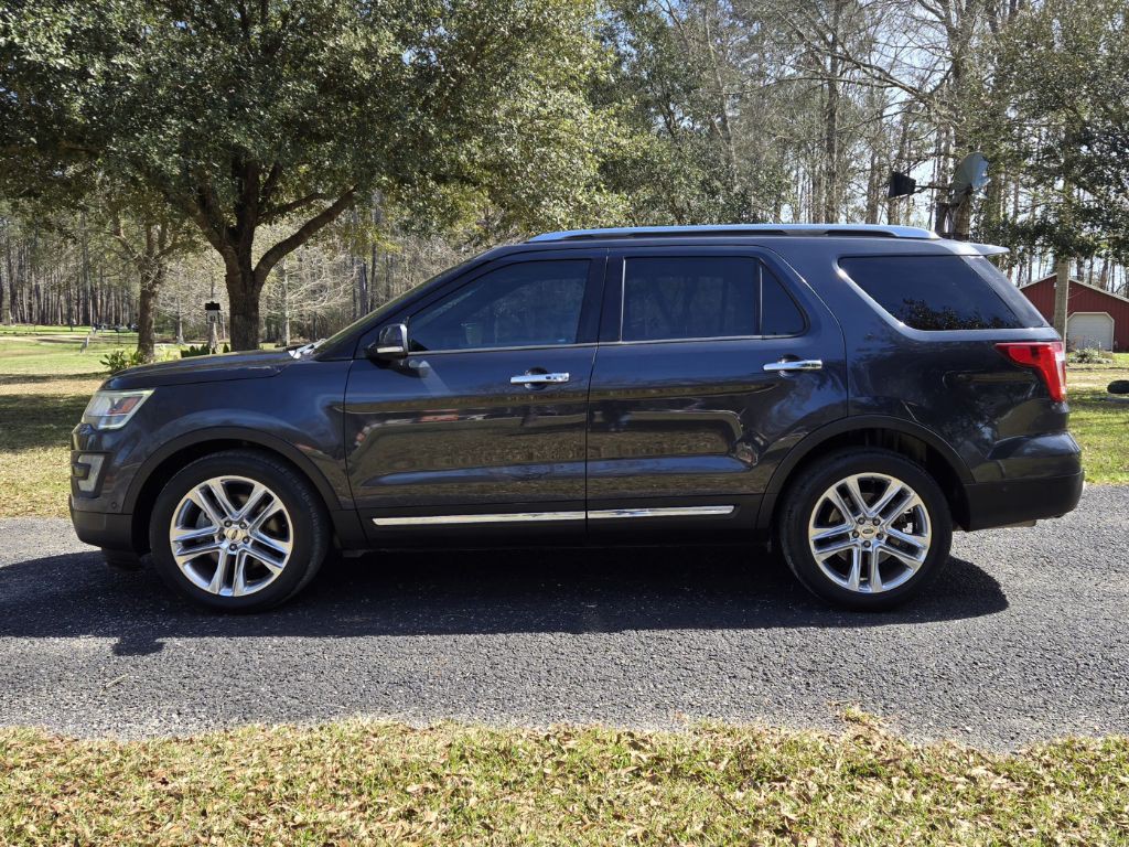 2017 Ford Explorer Image 4
