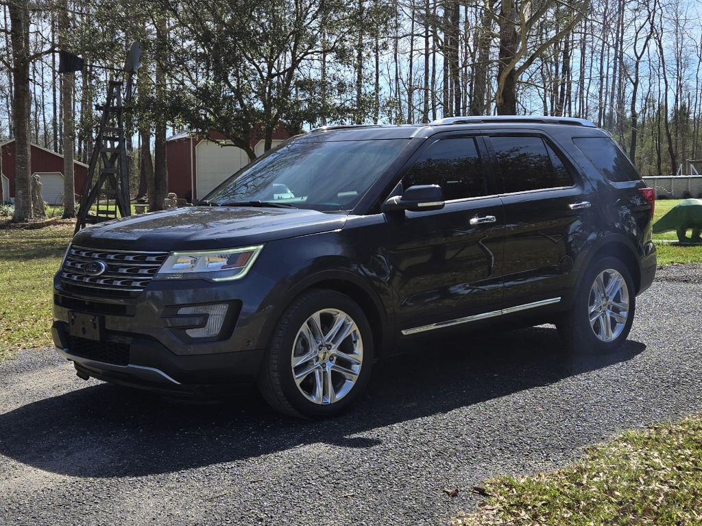 2017 Ford Explorer Image 5