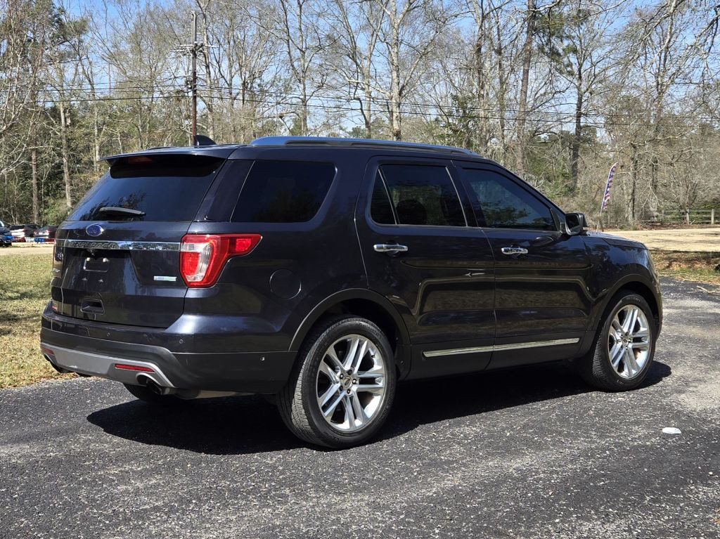 2017 Ford Explorer Image 6