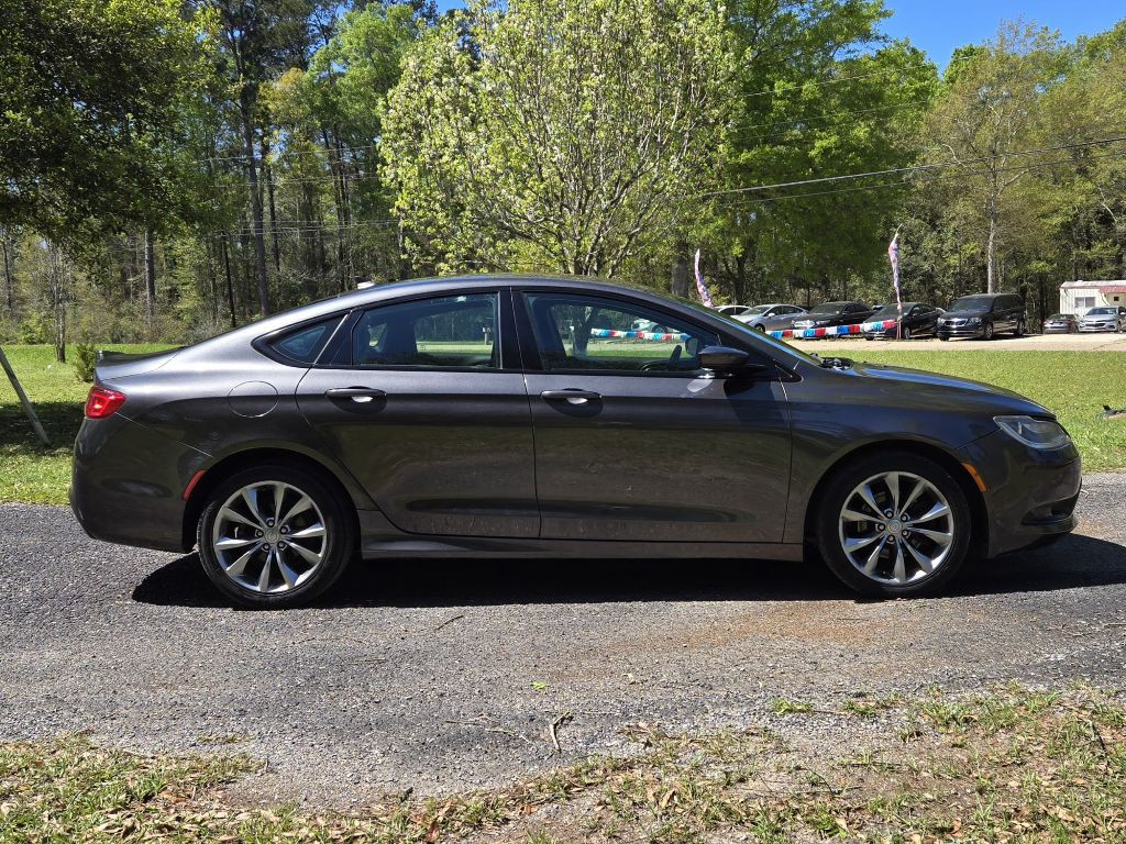 2015 Chrysler 200 Image 5