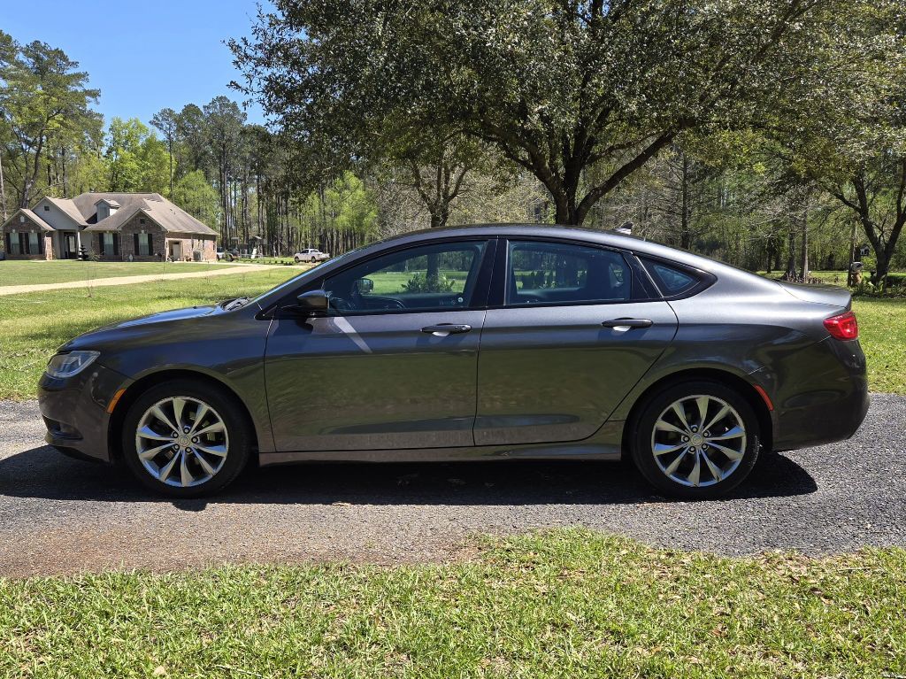 2015 Chrysler 200 Image 7