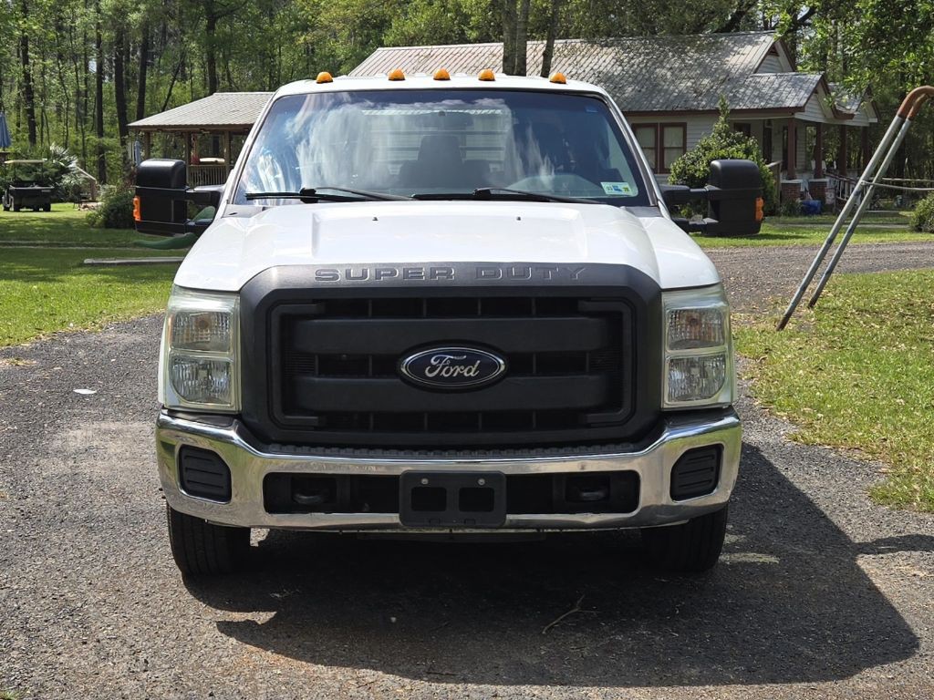 2016 Ford F-350 Image 2