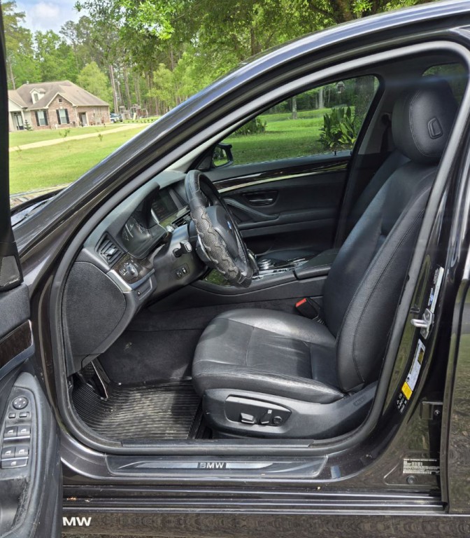 2016 BMW 5 Series Image 10