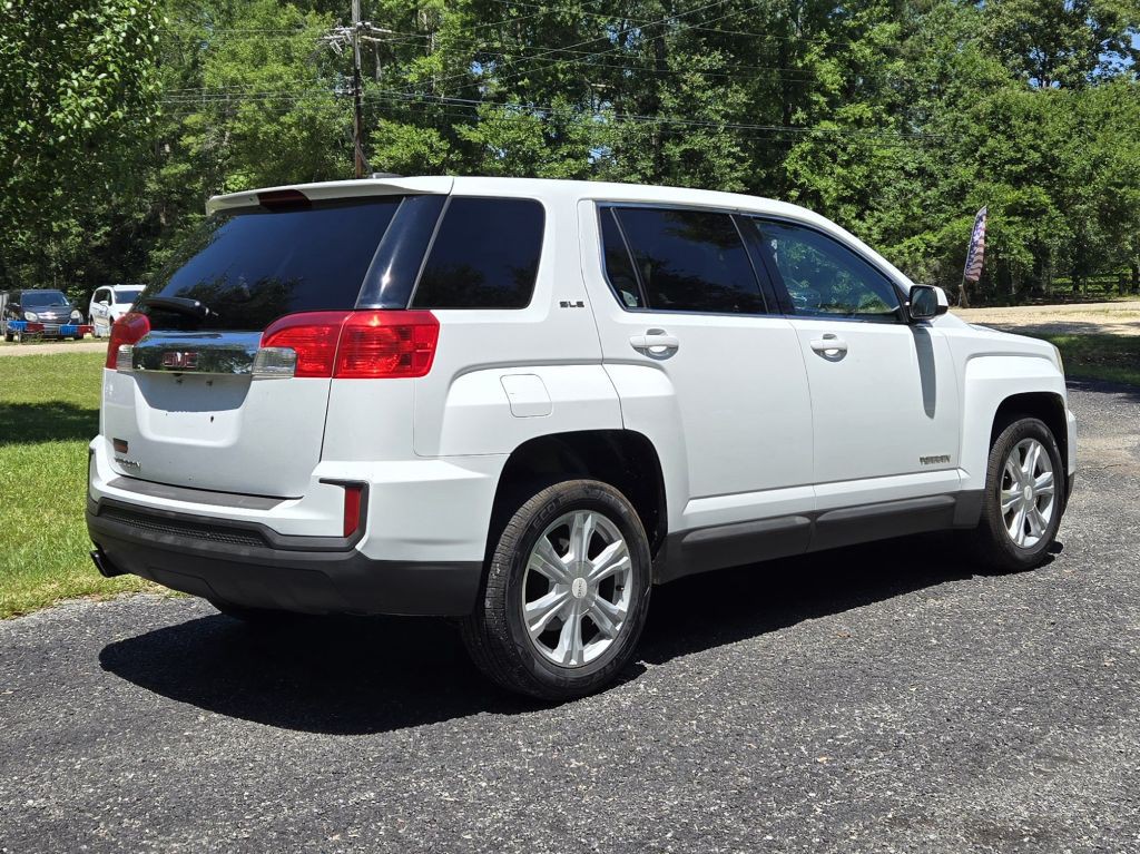 2017 GMC Terrain Image 3