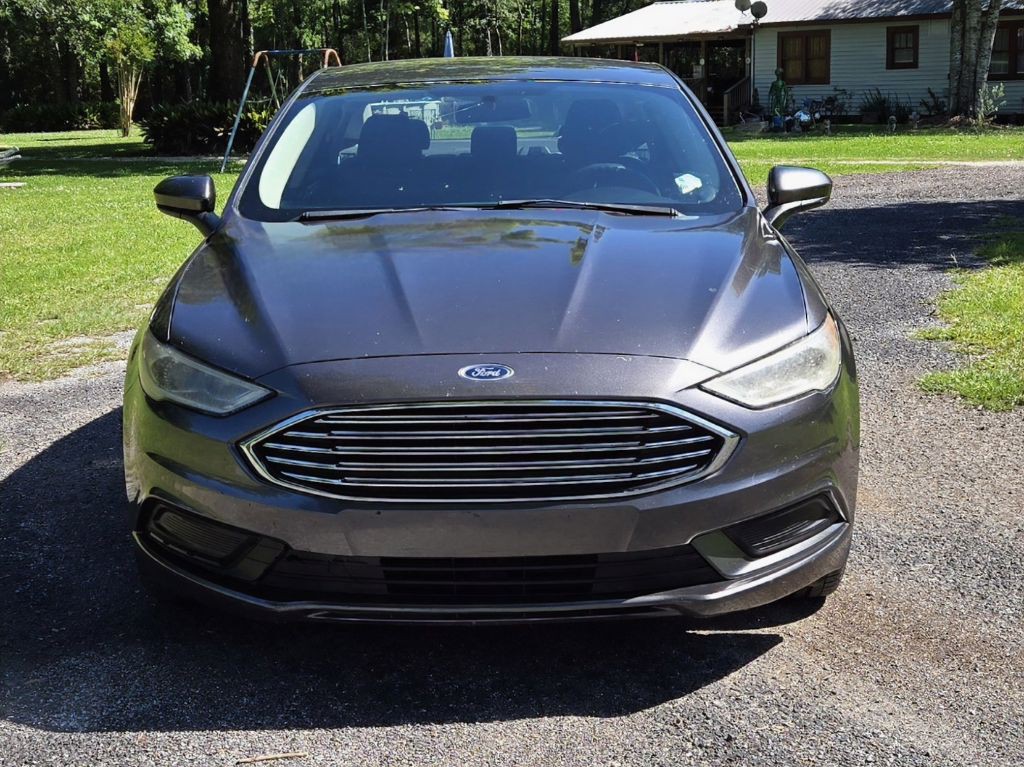 2017 Ford Fusion Image 2