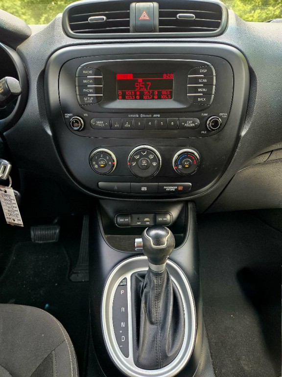 2016 Kia Soul Image 12