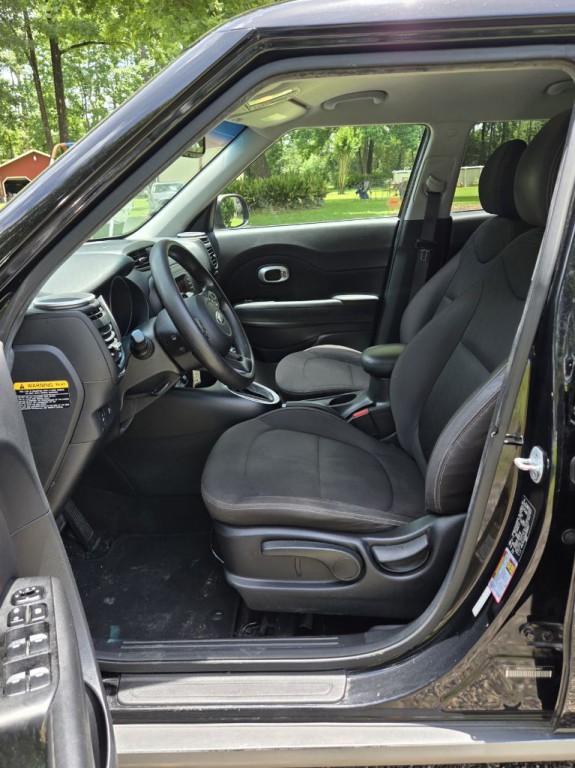 2016 Kia Soul Image 13