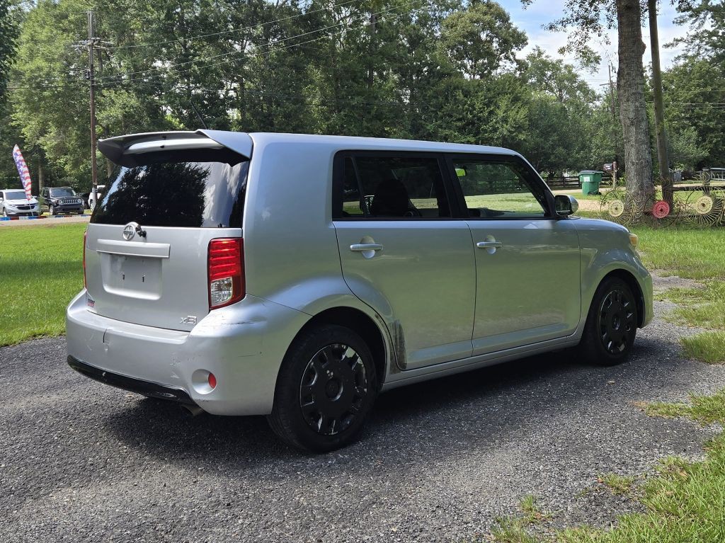 2015 Scion xB Image 4