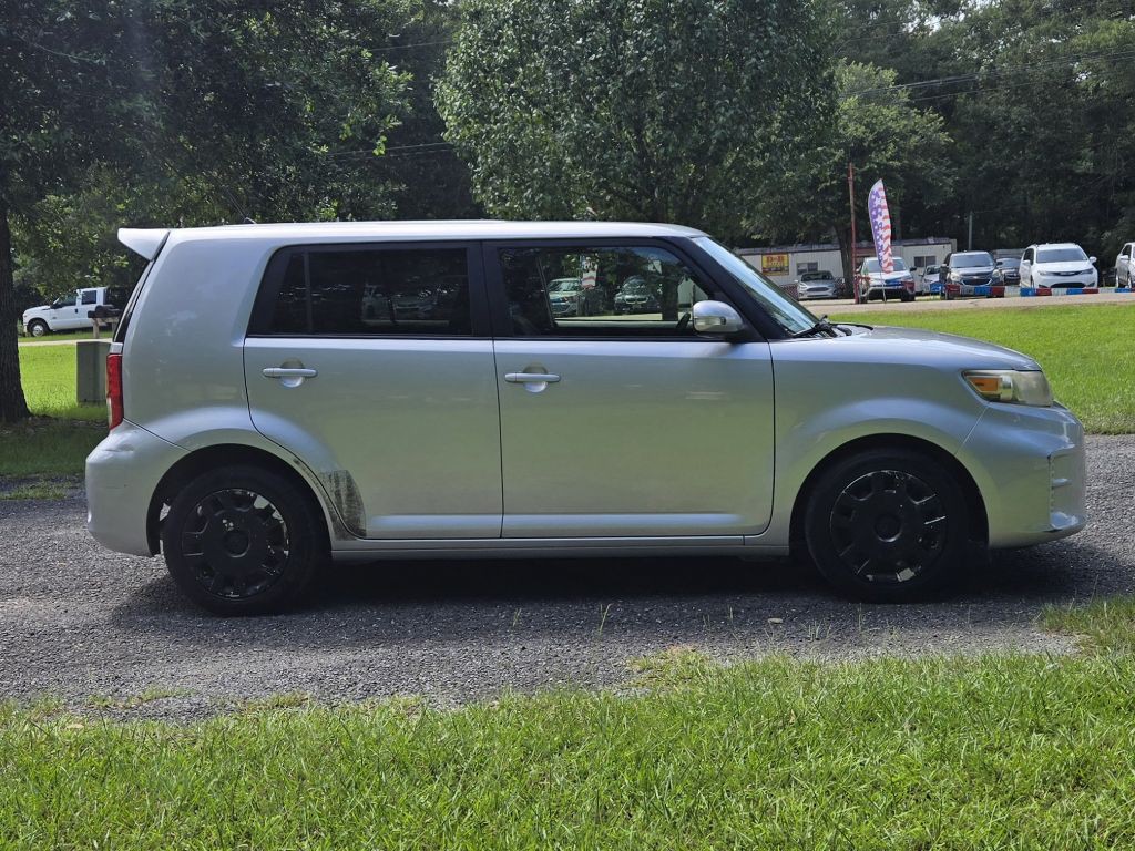 2015 Scion xB Image 5