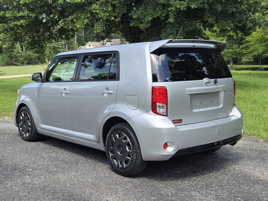 2015 Scion xB Image 7