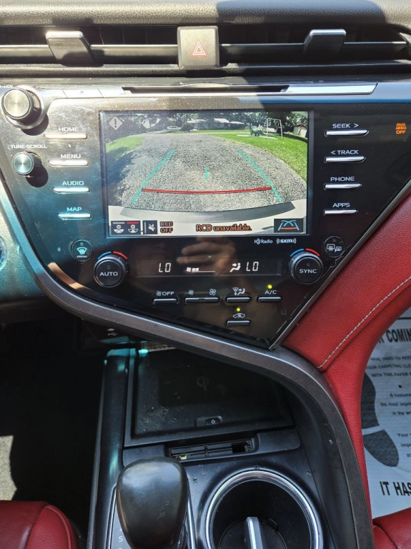 2019 Toyota Camry Image 13