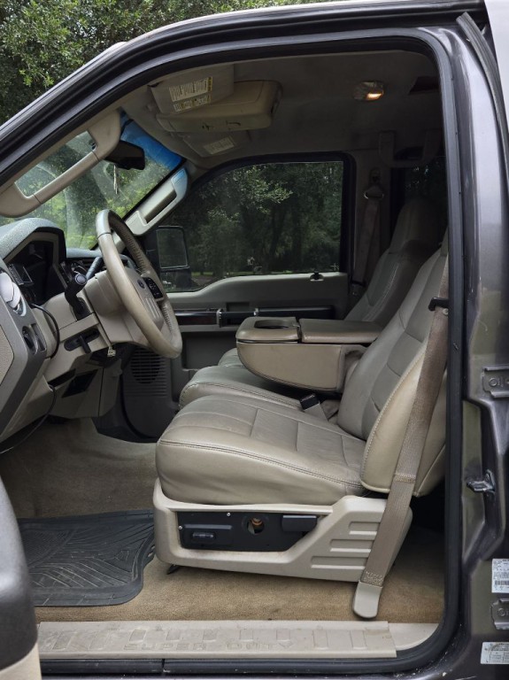 2008 Ford F-250 Image 11