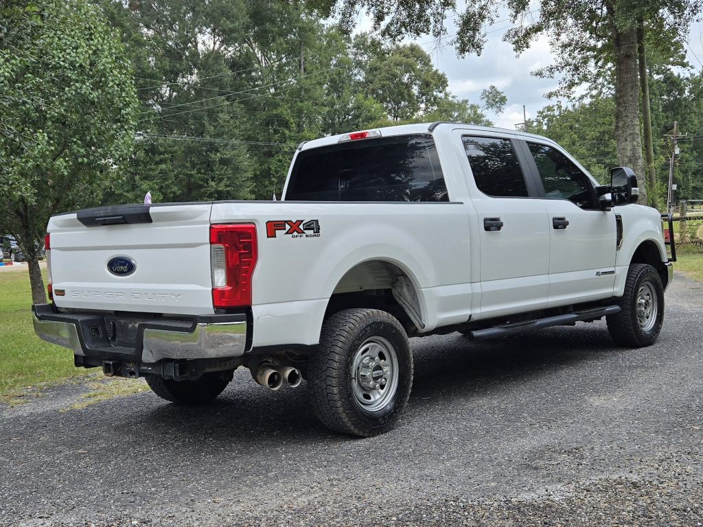 2017 Ford F-250 Image 4