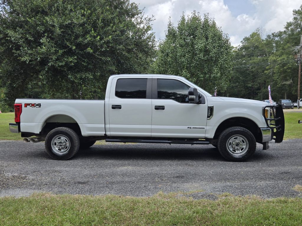 2017 Ford F-250 Image 6