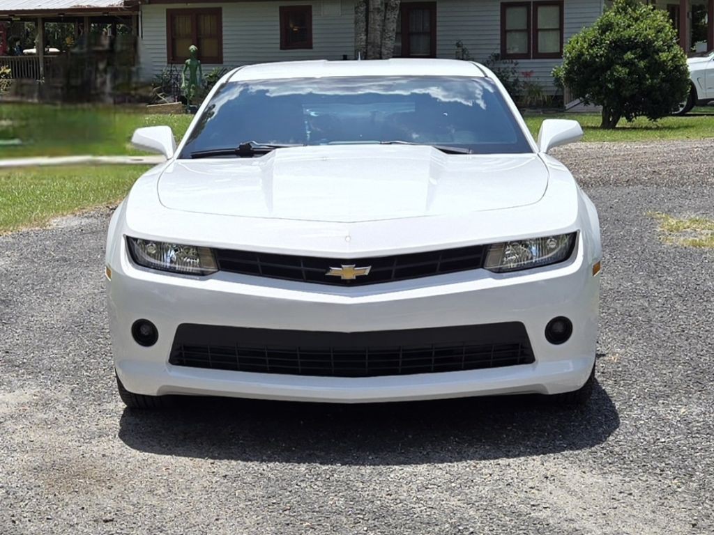 2015 Chevrolet Camaro Image 2