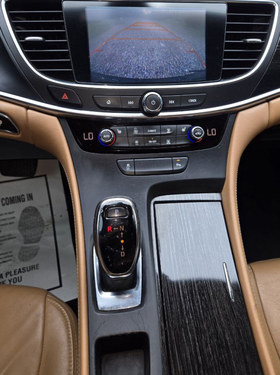 2017 Buick Lacrosse Image 12